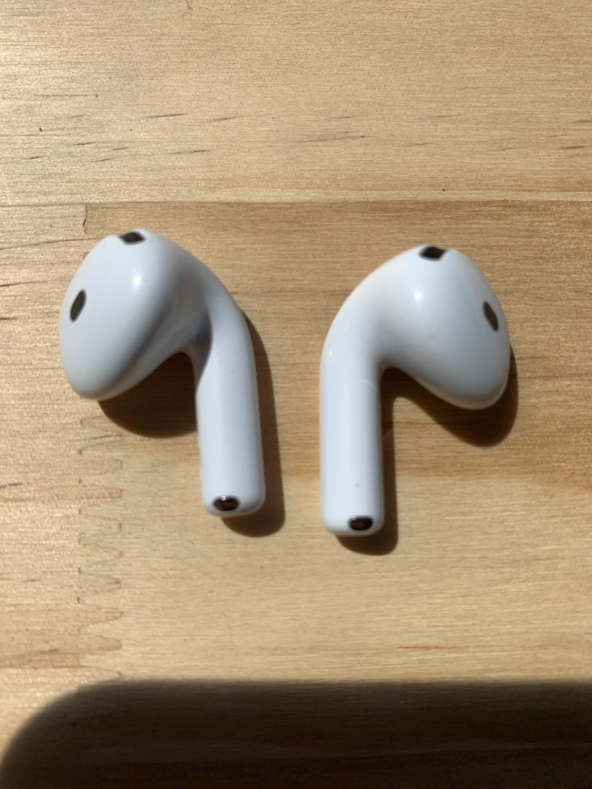 Apple AirPods 4 (A3050/A3053) Replacement Earbuds Pair – No Case