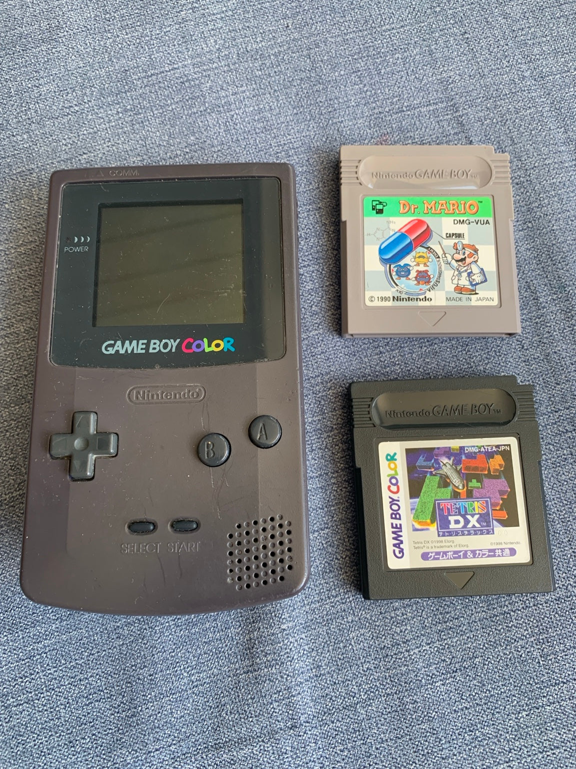 Nintendo Game Boy Color CGB-001 Atomic Purple + Dr. Mario & Tetris DX – Damaged Screen